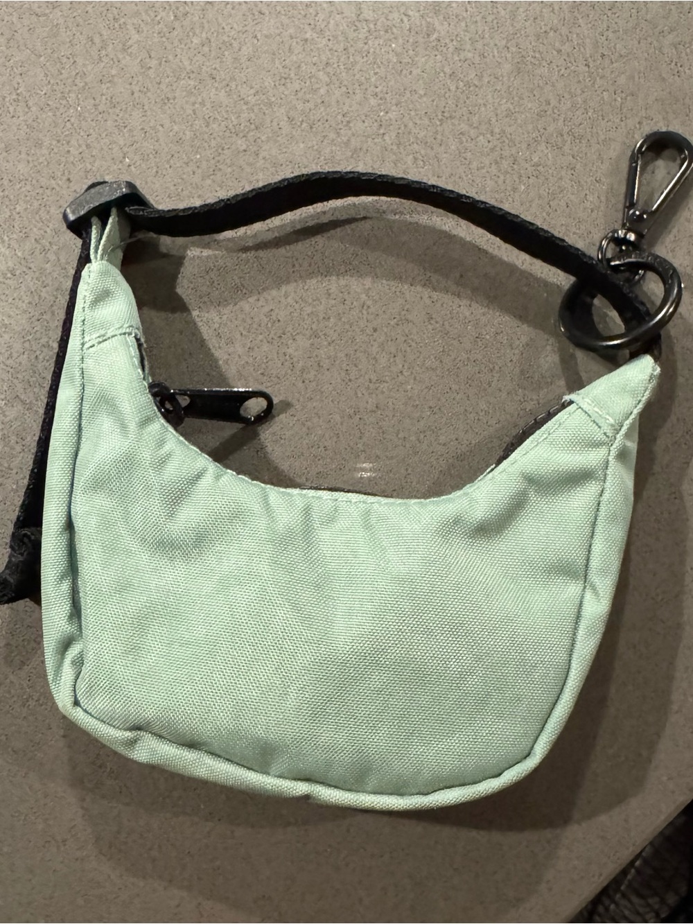 BAGGU Mini Crescent Bag Charm